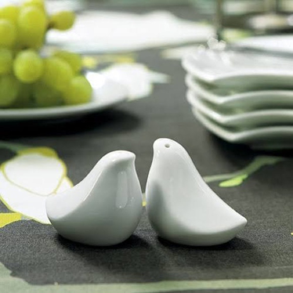 Macy’s Lovebirds salt and pepper shaker
